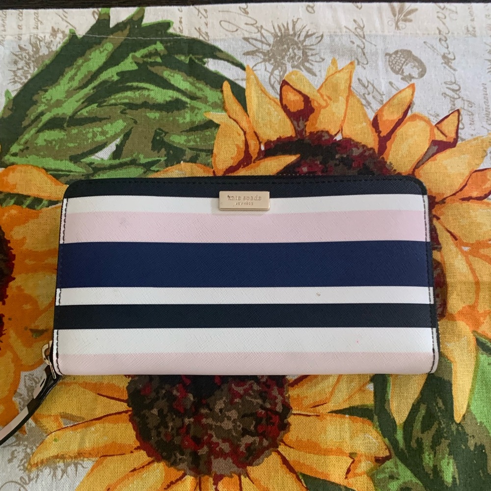Kate spade wallet